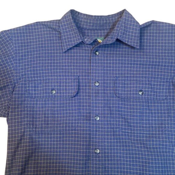 Cabela’s Blue Plaid Short Sleeve Button Up Shirt Men Size Medium - Picture 3 of 7